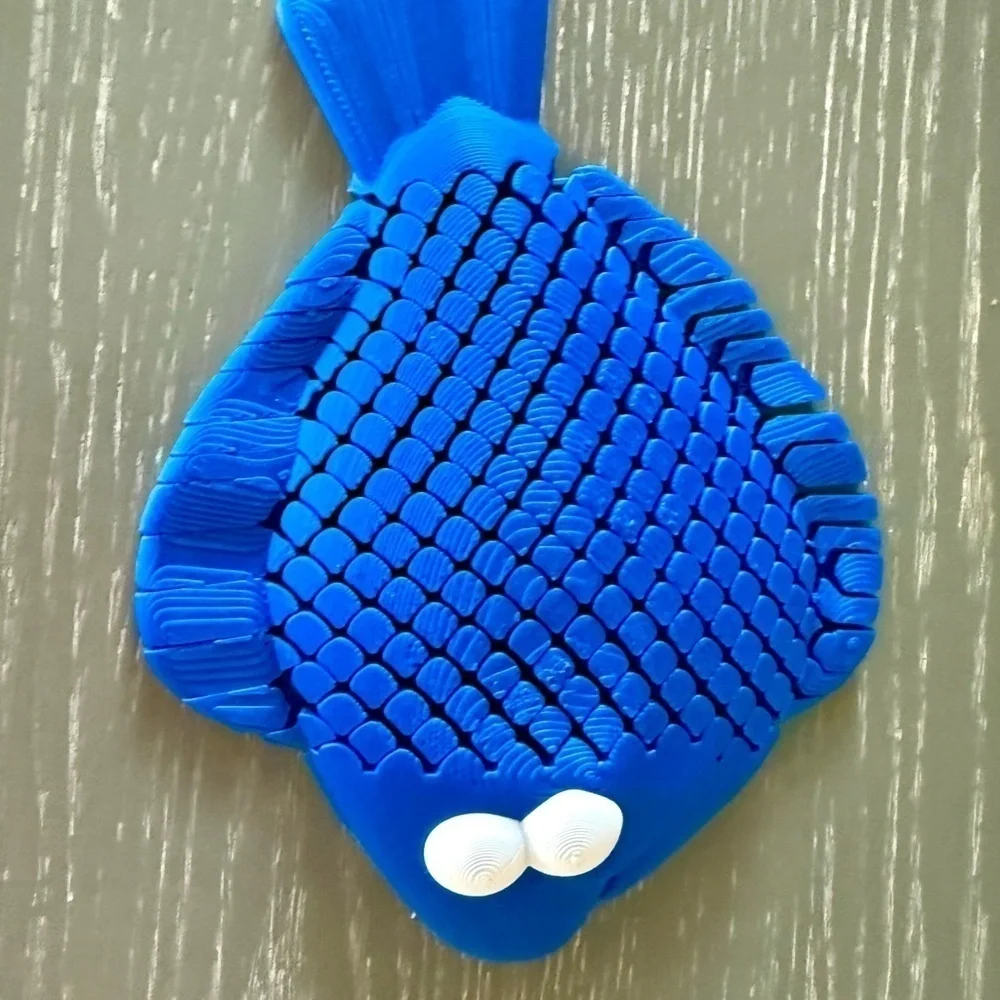 3D printed flexi Blue Fish Pet Toy
